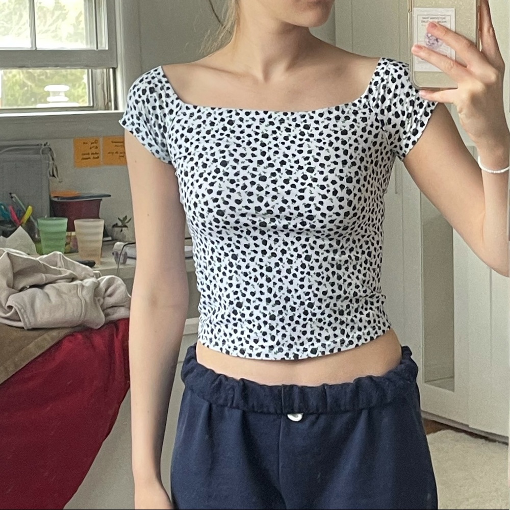 Pacsun off the shoulder tee shirt